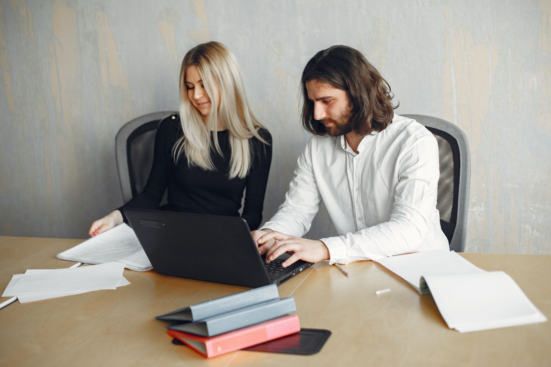 Comparer Multiplier et Velocity Global pour l'emploi
